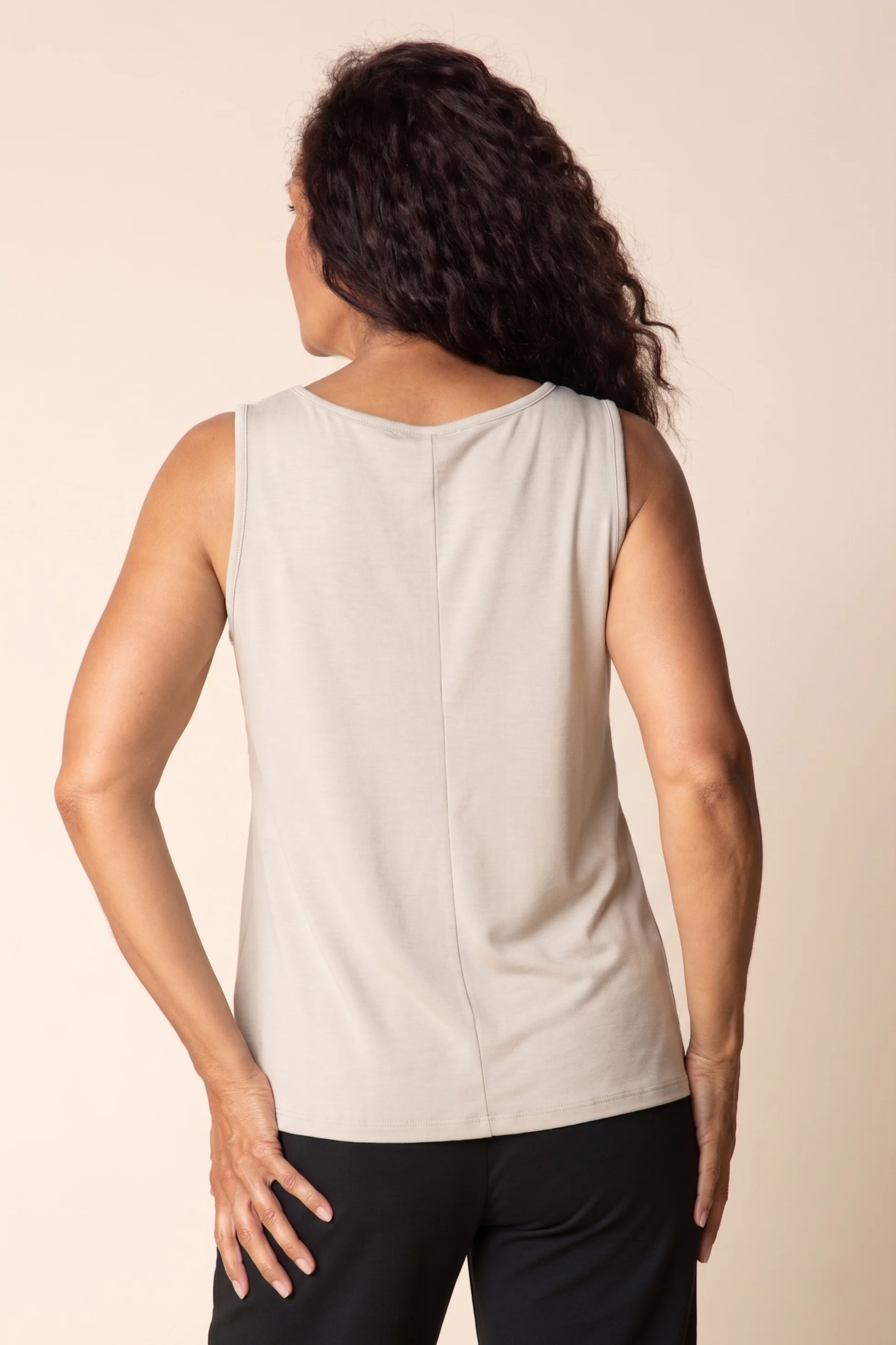 Core Travel Easy Tank - Image 8