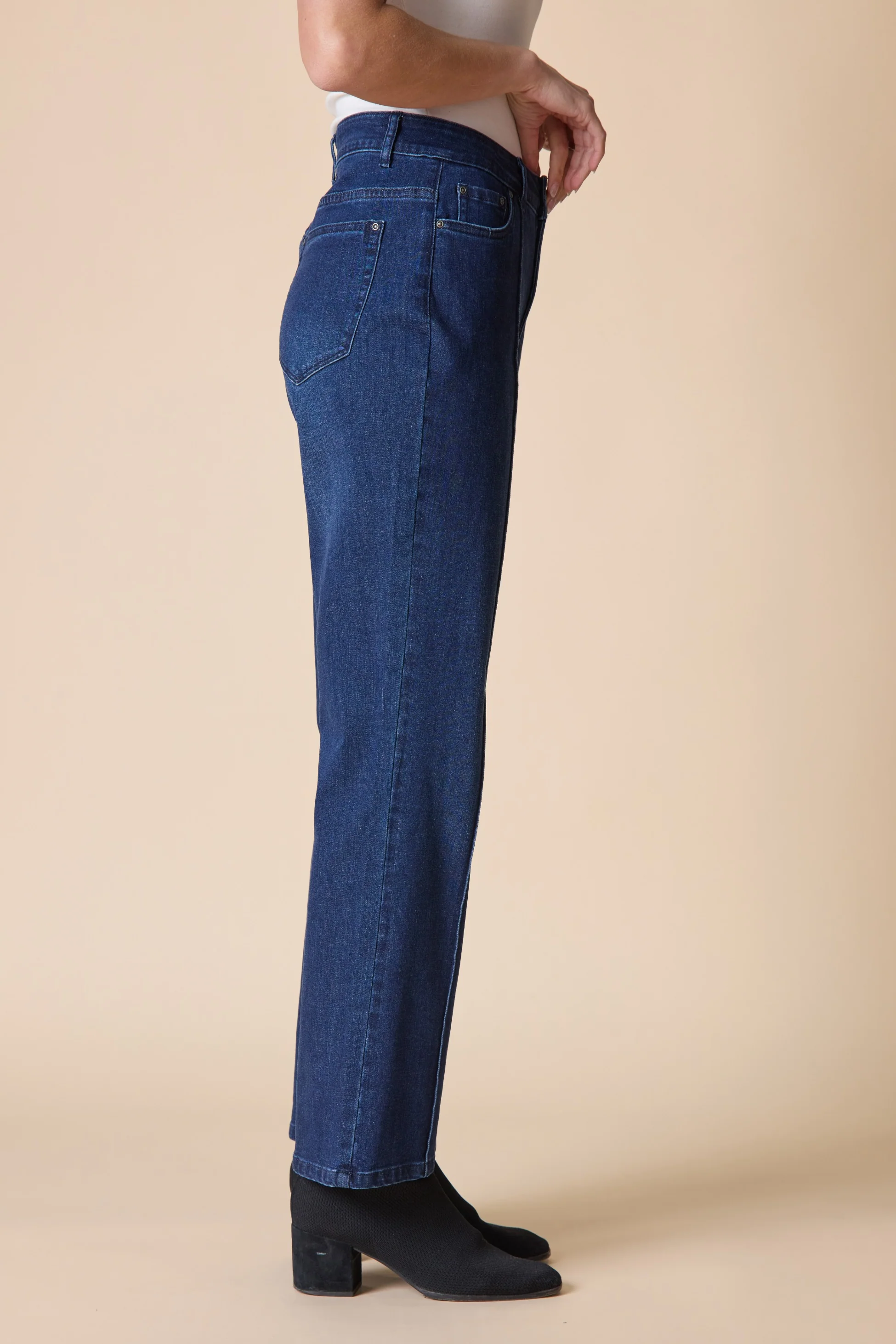 Seamed Ankle Flare Stretch Denim Jean - Image 10